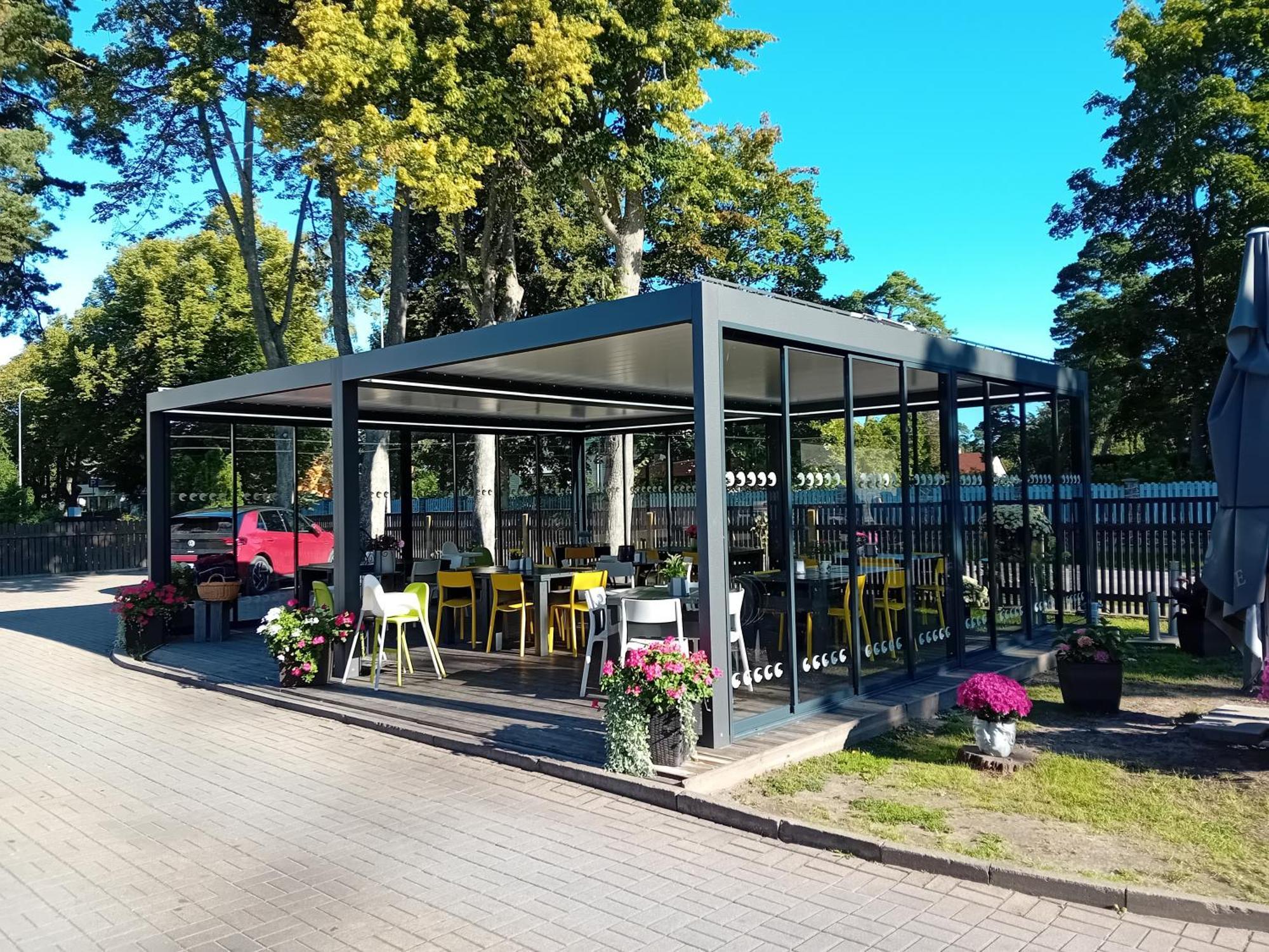 Juras Brize Hotell Ventspils Eksteriør bilde
