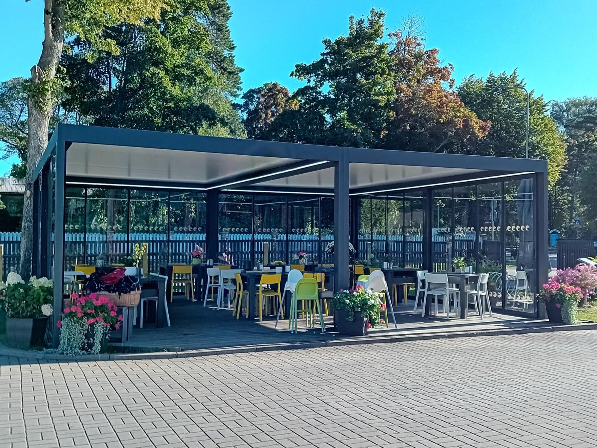 Juras Brize Hotell Ventspils Eksteriør bilde