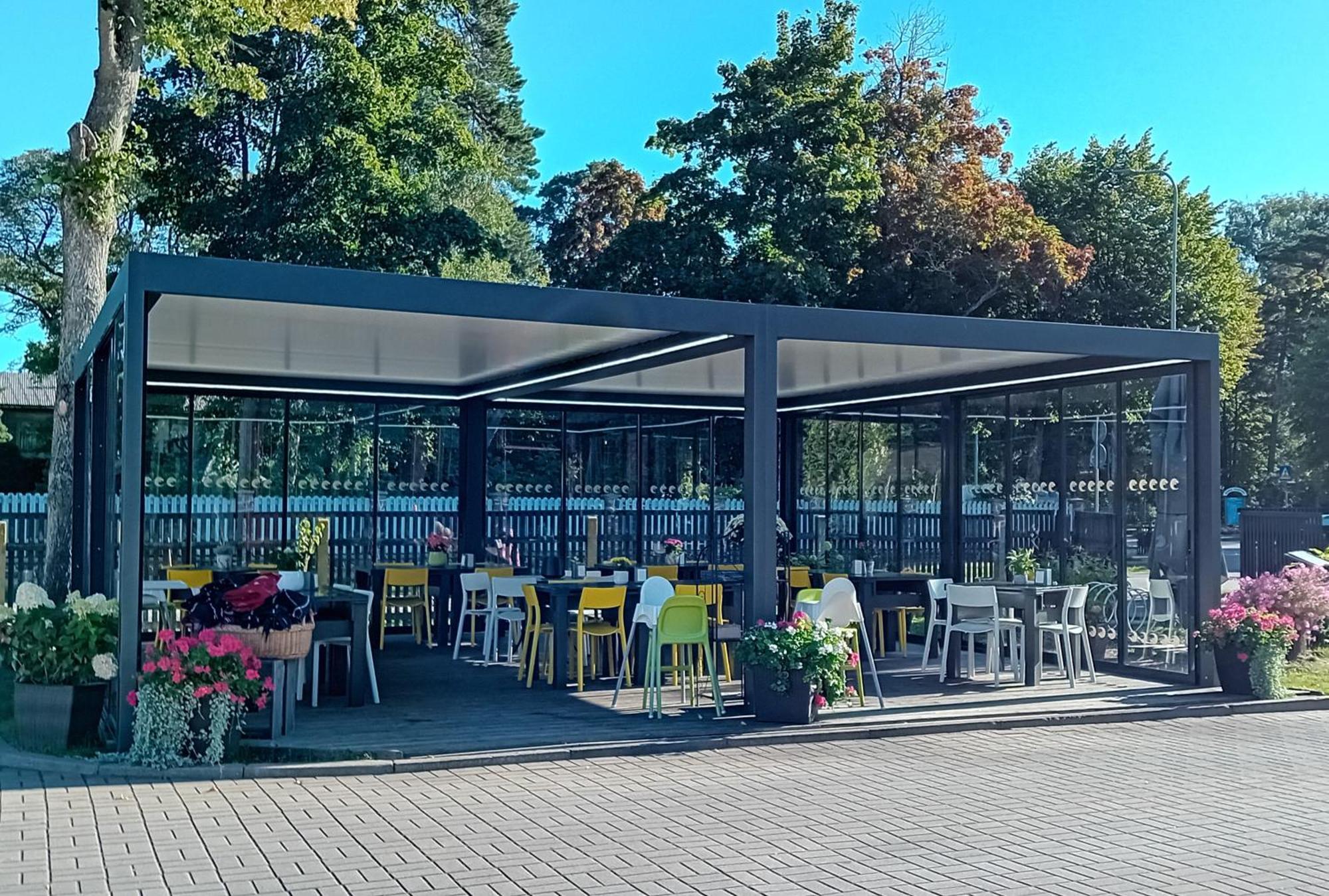 Juras Brize Hotell Ventspils Eksteriør bilde