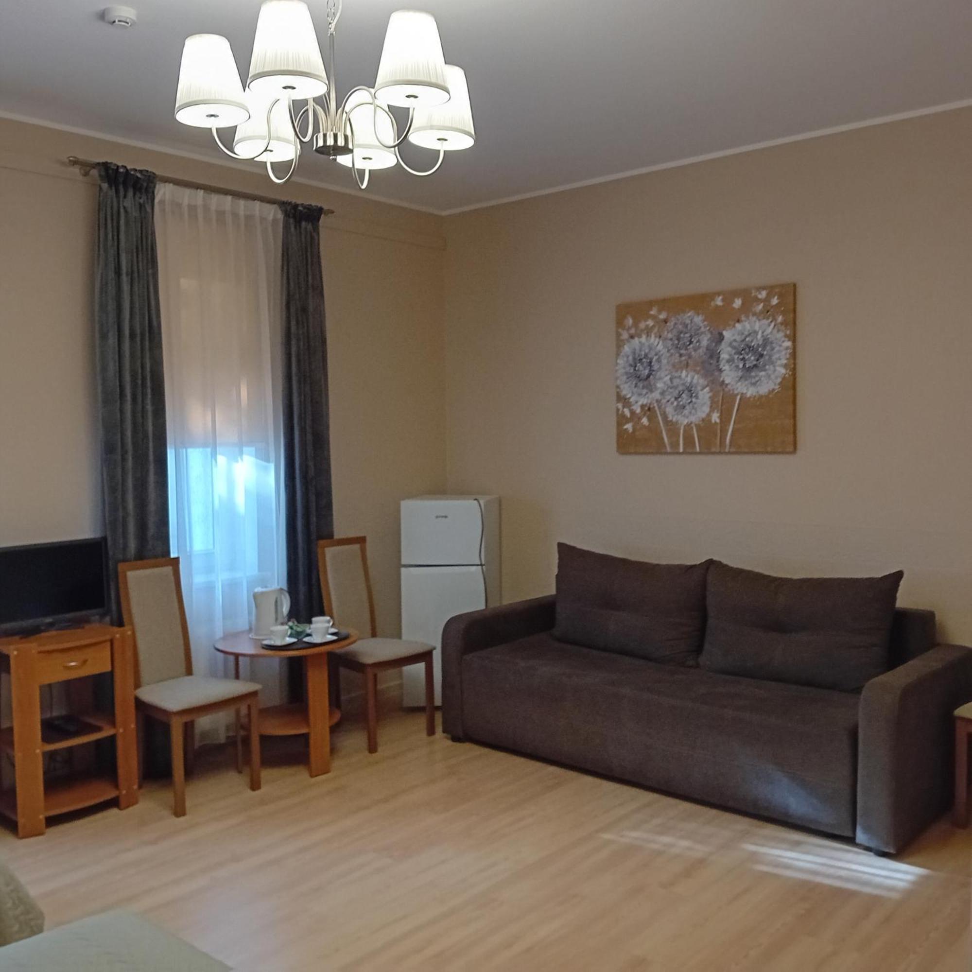 Juras Brize Hotell Ventspils Eksteriør bilde