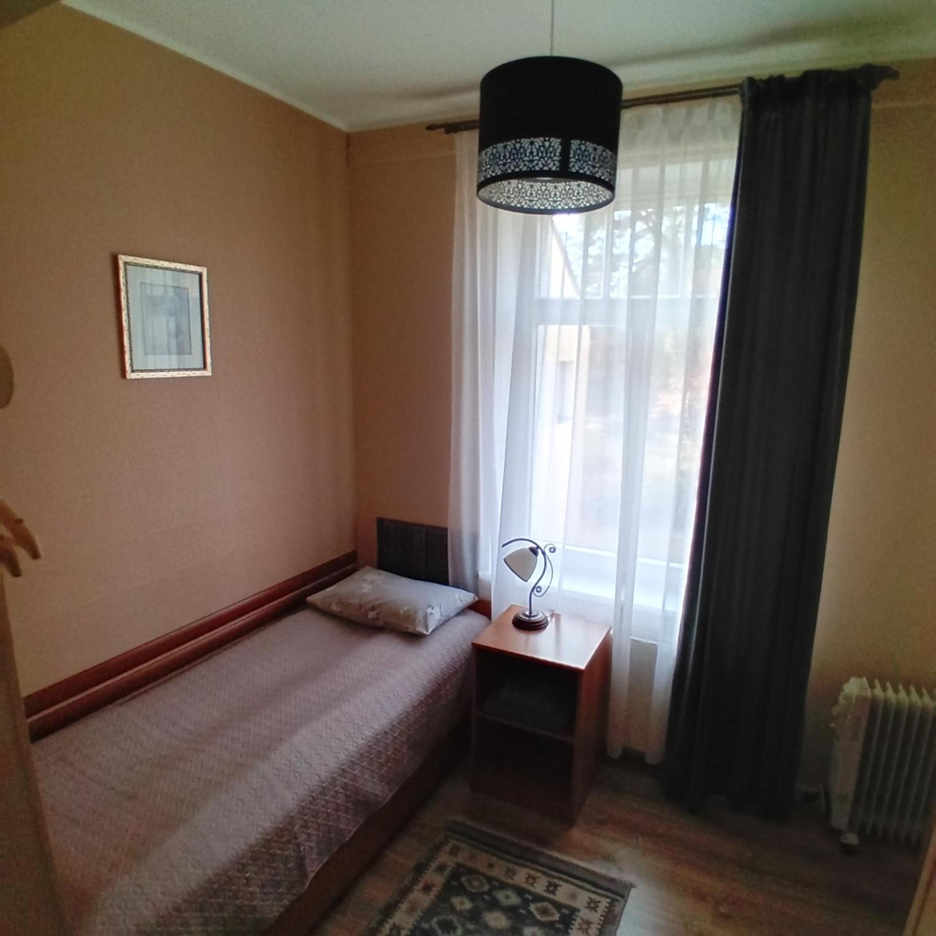 Juras Brize Hotell Ventspils Eksteriør bilde